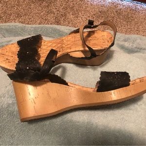 Women’s Easy Spirit Wedge Sandal Gently Used
